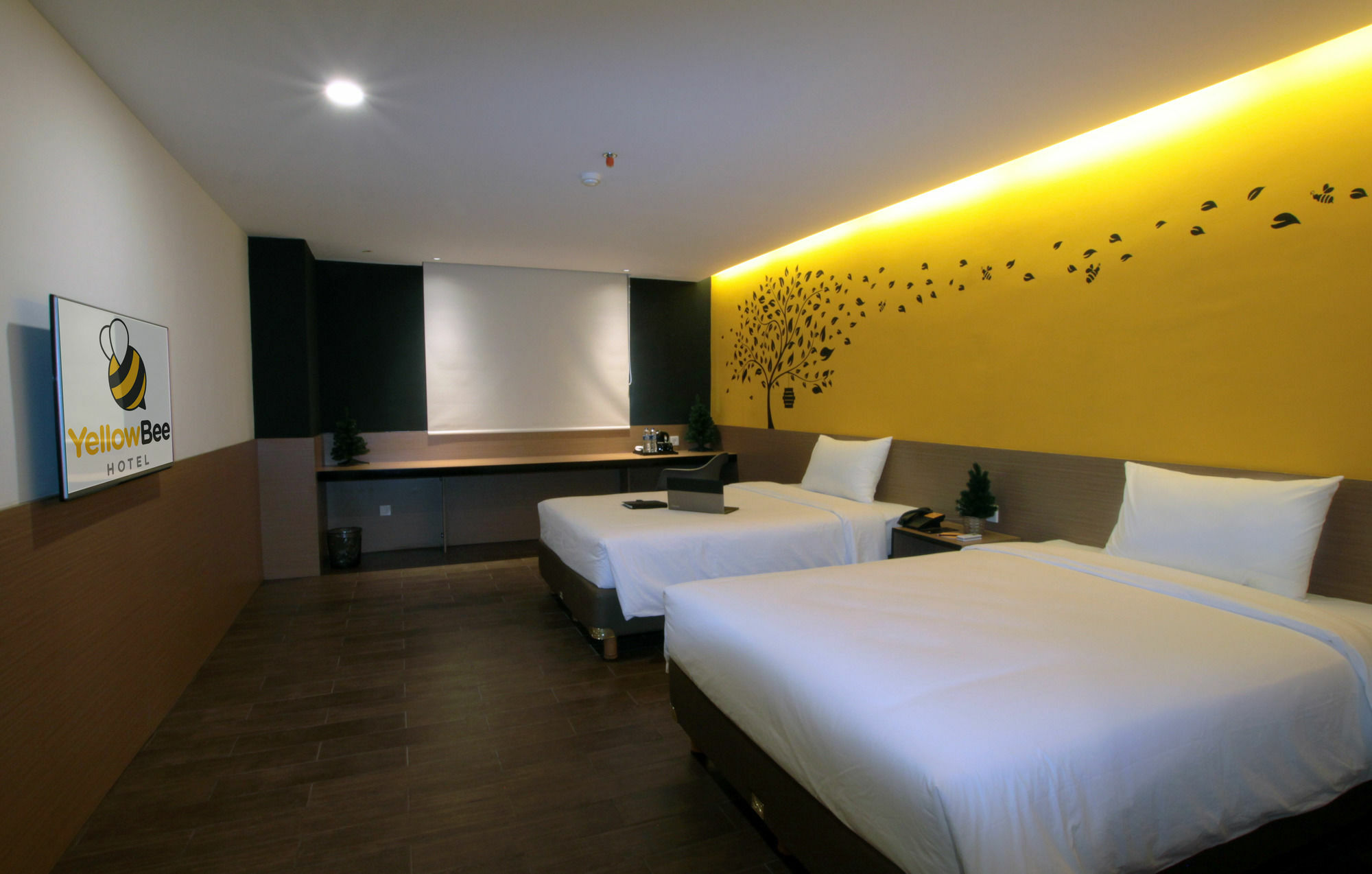 Yellow Bee Tangerang Eksteriør billede